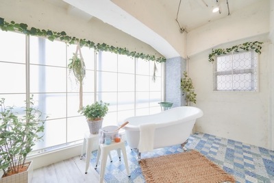 【白フレンチ×ブルックリンの2大空間で雰囲気たっぷり撮影会｜9/25(木)開催📸】