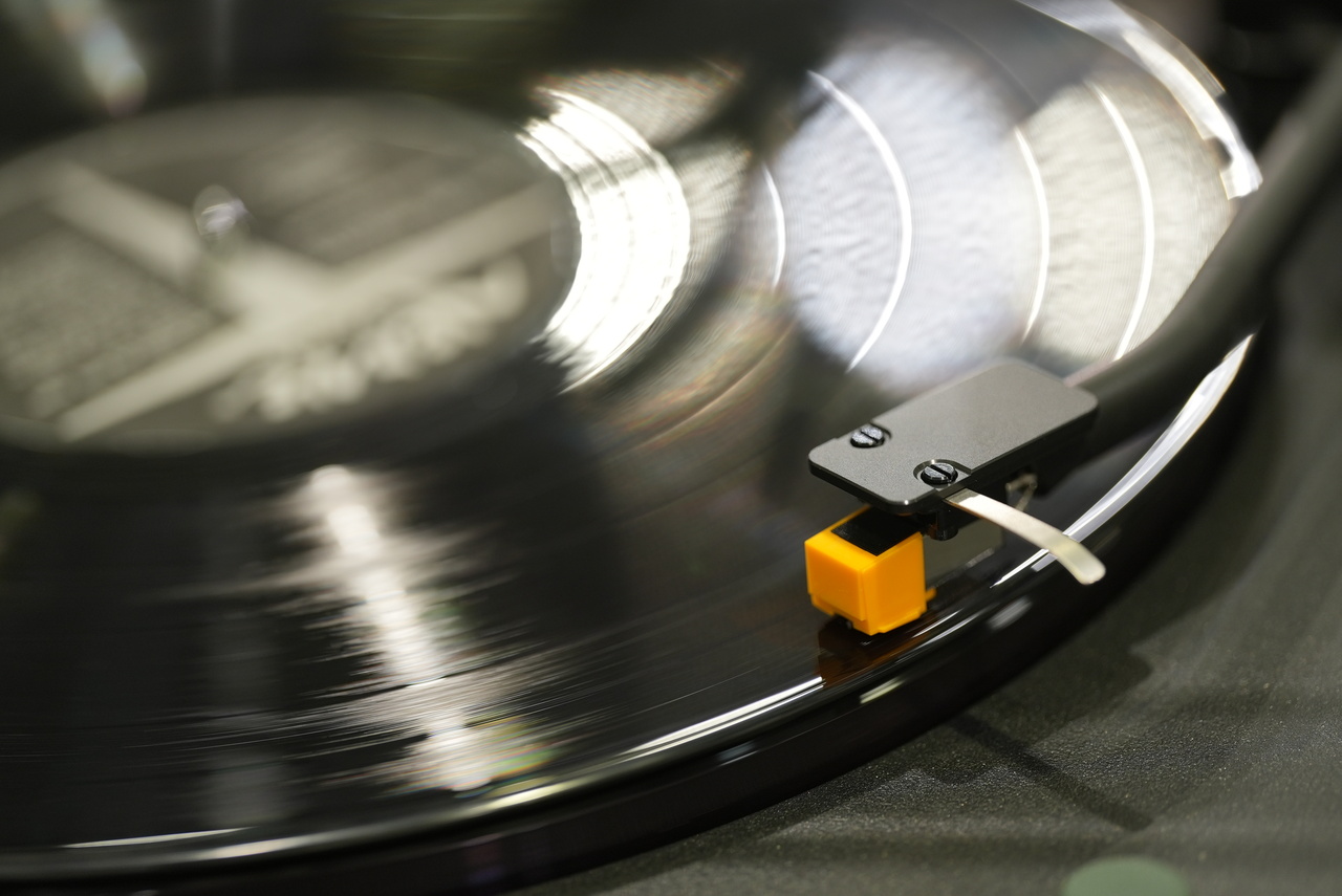 今のJ-POPをレコードで聴こう。極上レコード試聴会