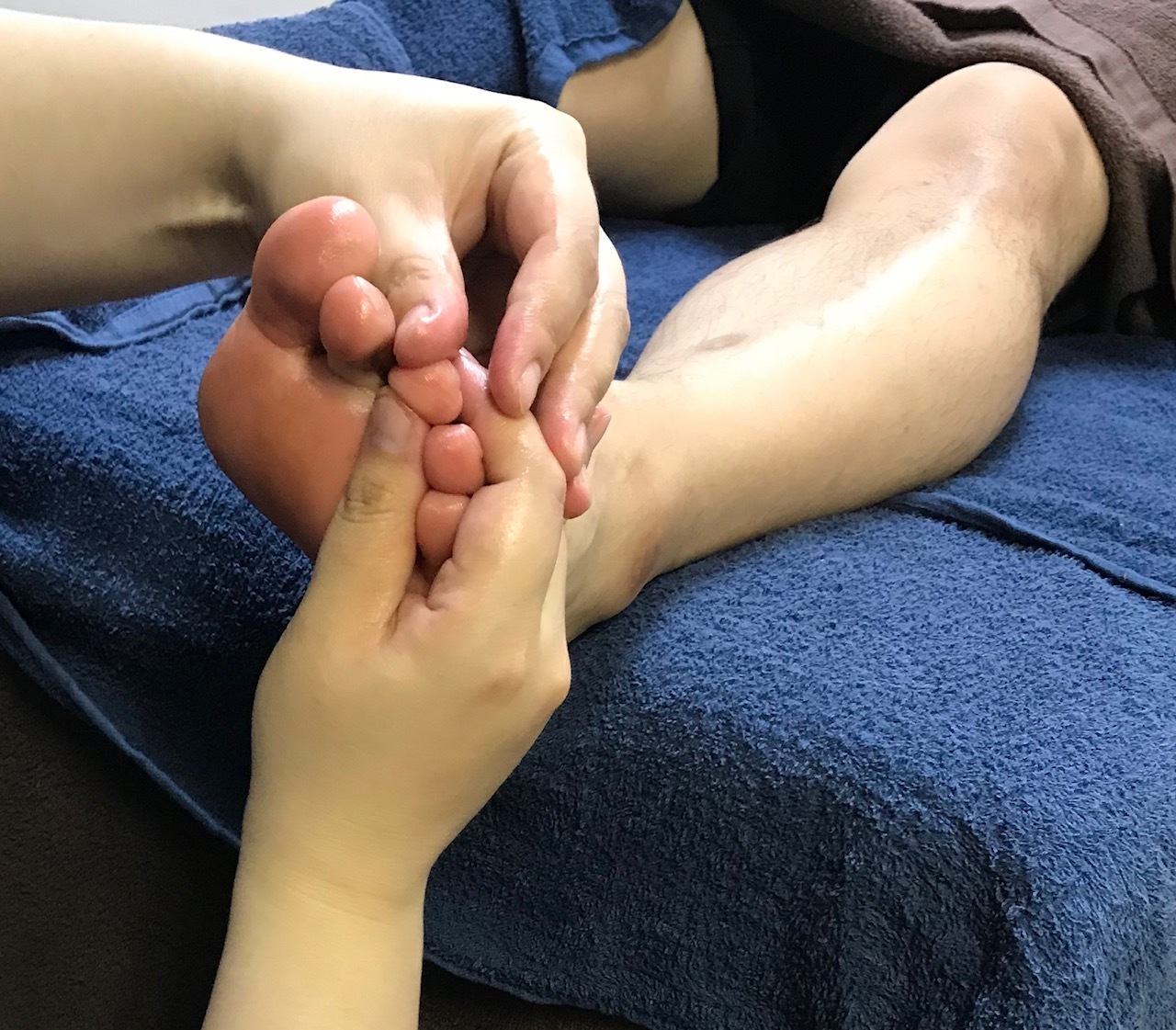 【1名様（新規・再来店）】　極上の全身もみほぐし＆足つぼ