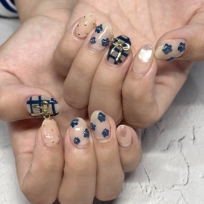 ネイルメニュー予約ページ