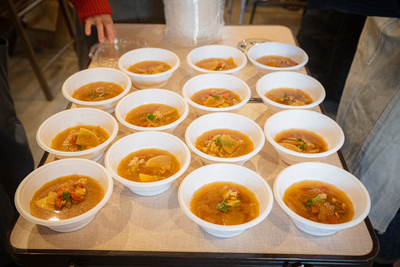 【7月26日】バイキング形式の食堂利用（1人200円）