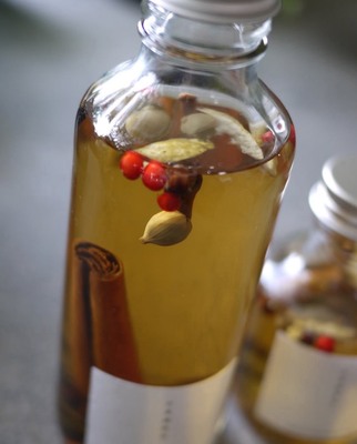 【 12/21（日）10:30～・15：30～】お正月飾りとかな文字写経の会（＋お屠蘇作り）