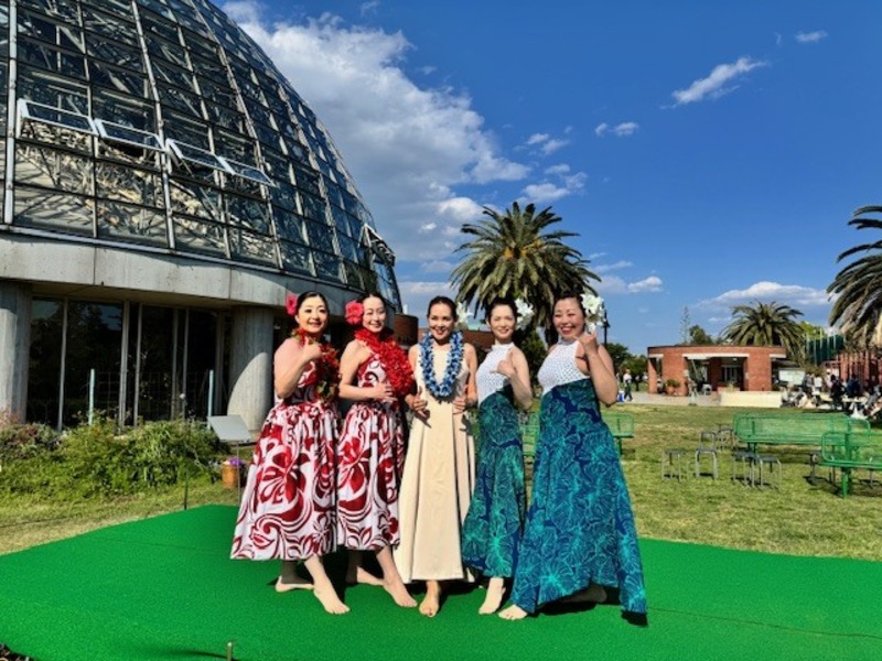 【予約制】植物館でフラダンス体験