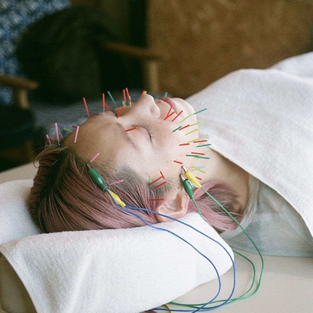 フェイシャル・ケア