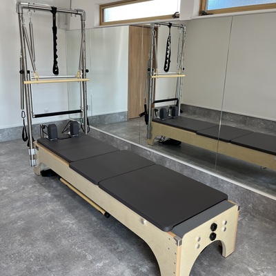 【50分】ピラティスマシン・パーソナルレッスン/Mai