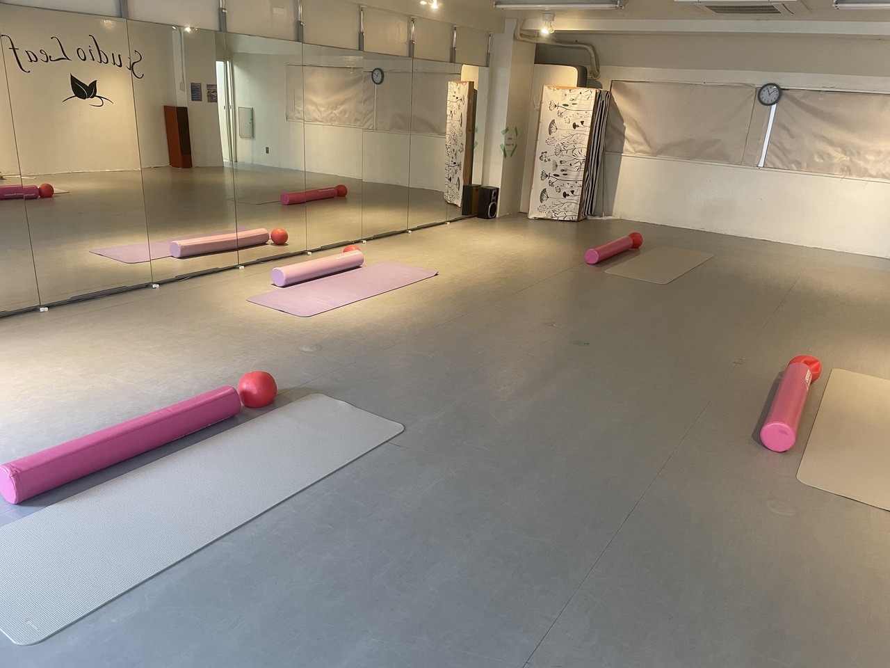 モーニングピラティス(グループレッスン)