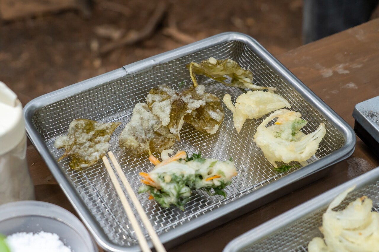 【3/22】おやこ学部・逗子　春を探せ！お山の野草を食する会（塩もつくるよ）