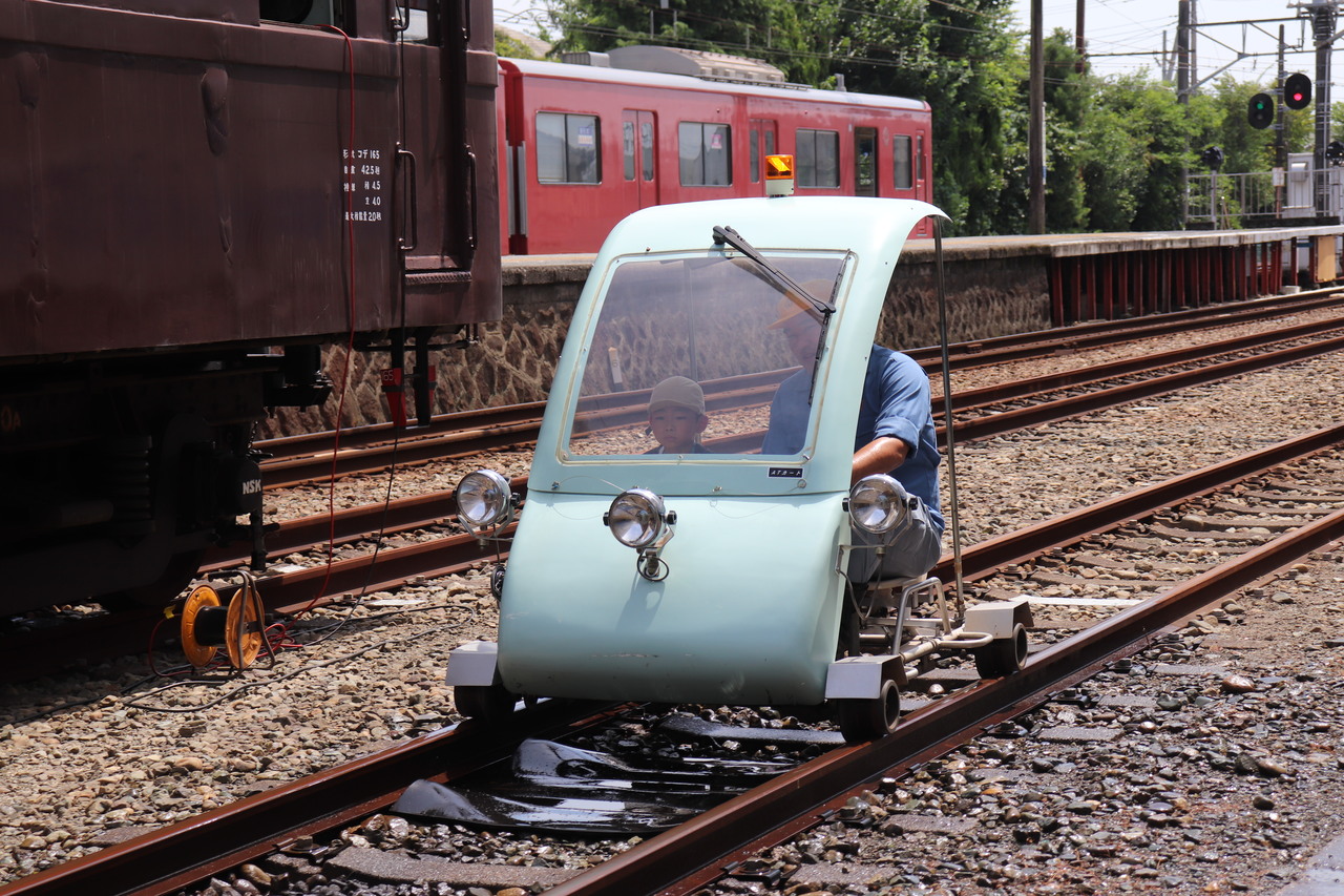 親子電車教室 ・電車洗車乗車体験 ・車掌体験 ・ATカート乗車体験 など