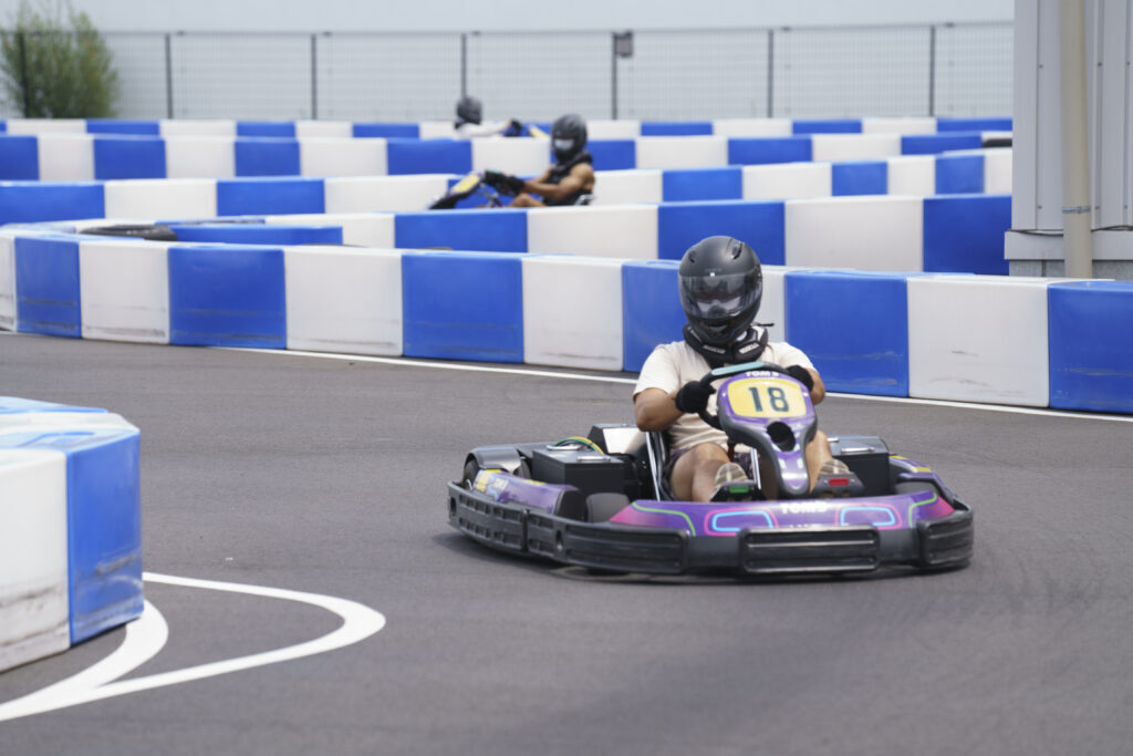 休日/屋外EVカート(身長150cm～) 10分セッション