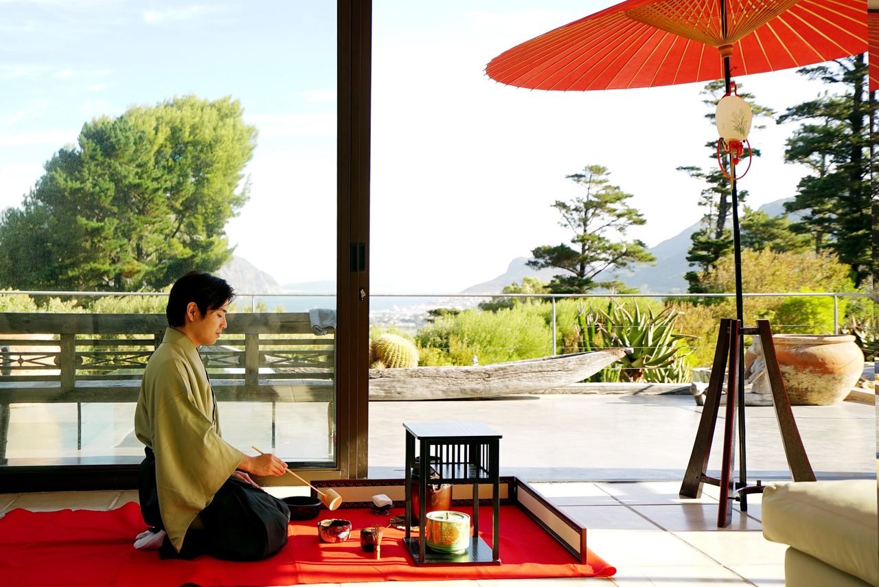 【ニュウマン高輪/Gateway Park】季(とき)の入口「ひらく一服」～春の場に点てる茶～