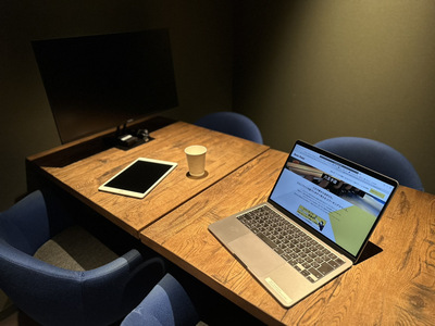 【1～4名BOX席】八王子駅徒歩3分！ドリンクバー/モニター/Wi-Fi/充電器/テレワークやWeb会議に最適