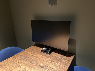 【1～4名BOX席】八王子駅徒歩3分！ドリンクバー/モニター/Wi-Fi/充電器/テレワークやWeb会議に最適