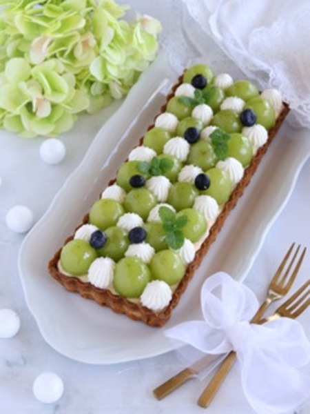 《錢屋塾》パティシエに学ぶフランス菓子講座『ぶどうのレアチーズタルト』