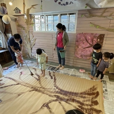 Angel & Little 3月24・25・４月★ダイナミックにピンクまみれ！大きな桜の木（1歳半～8歳頃)