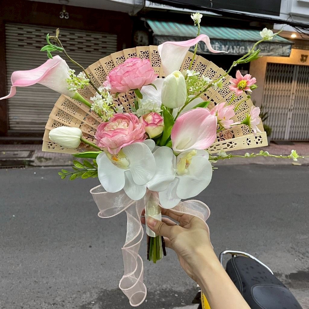 SPECIAL【１月限定　謹賀新年♡新春の扇子ブーケLESSON】扇子にお花を重ねる新春限定レッスン