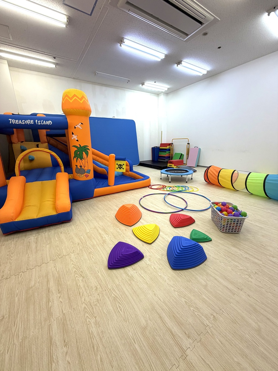 室内遊び場「toJOYパーク」貸切利用予約