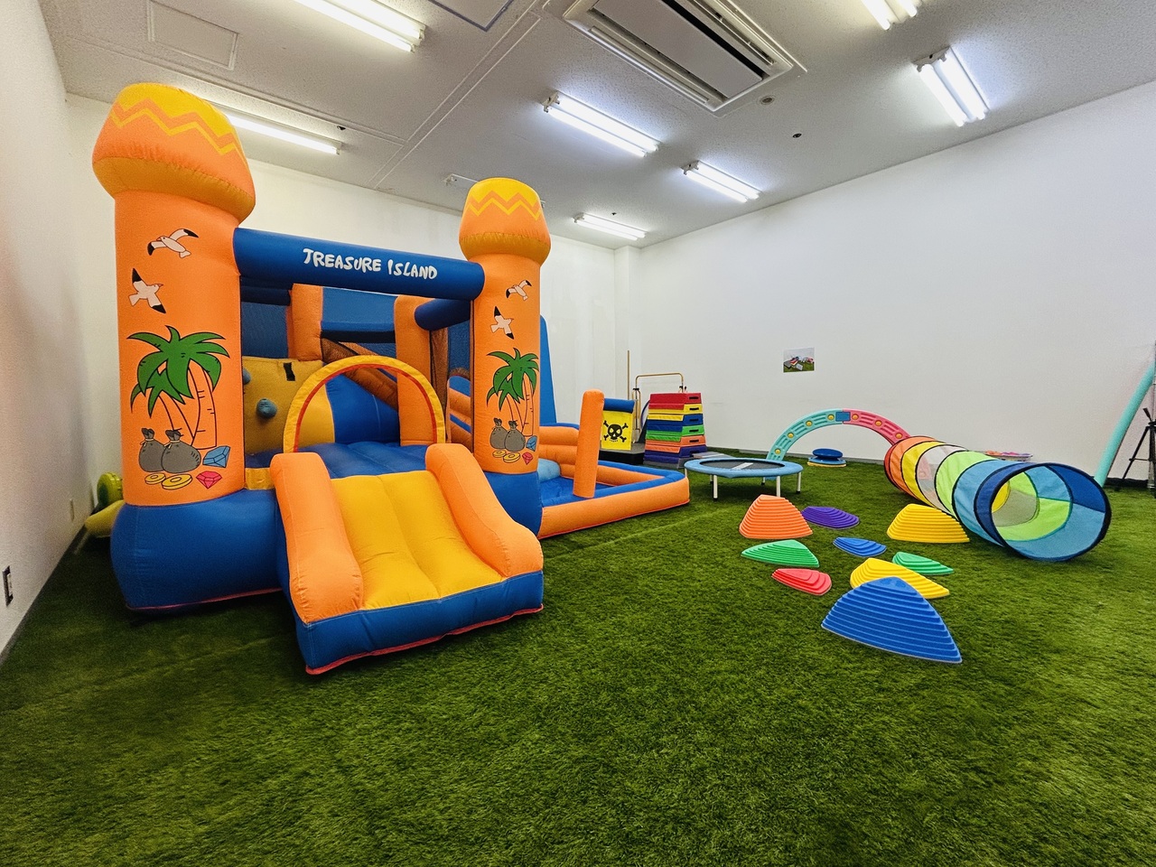 室内遊び場「toJOYパーク」貸切利用予約