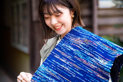 工藝裂織❷帯　濃紺縞 くらしの工藝布 裂織の敷布｜家を装う｜中川政七商店 公式サイト