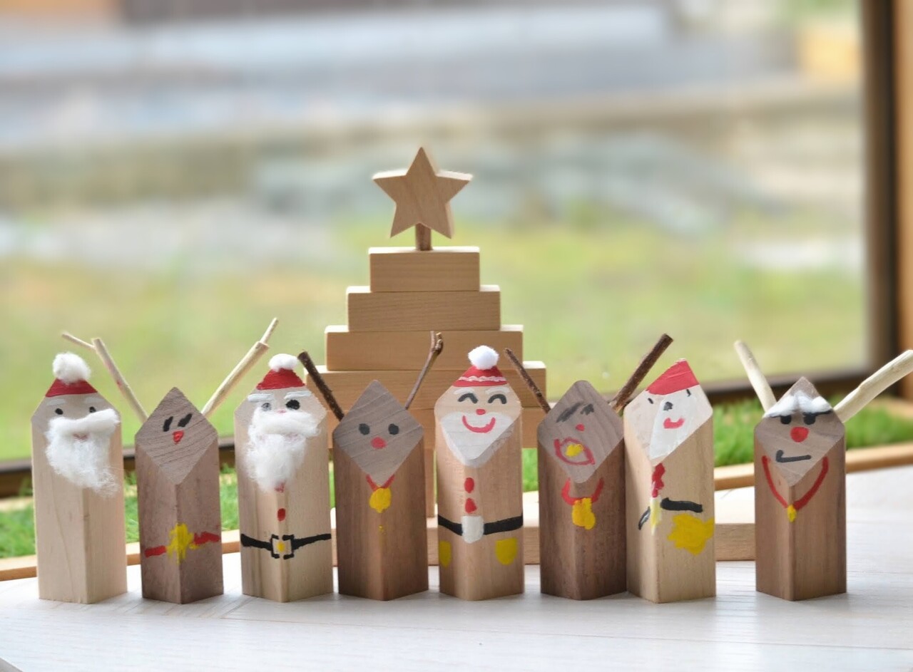 今年のクリスマスは手づくり、カエデ材のサンタとウォールナットのトナカイ🎅🎄🌟