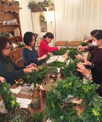 ナチュラルスタイル・クリスマスリースレッスン2025
