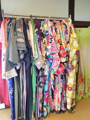 SNS映え間違いなし！着物とオリエンタル和装が着れるWプラン　レンタル＆着付け【山口県防府市】