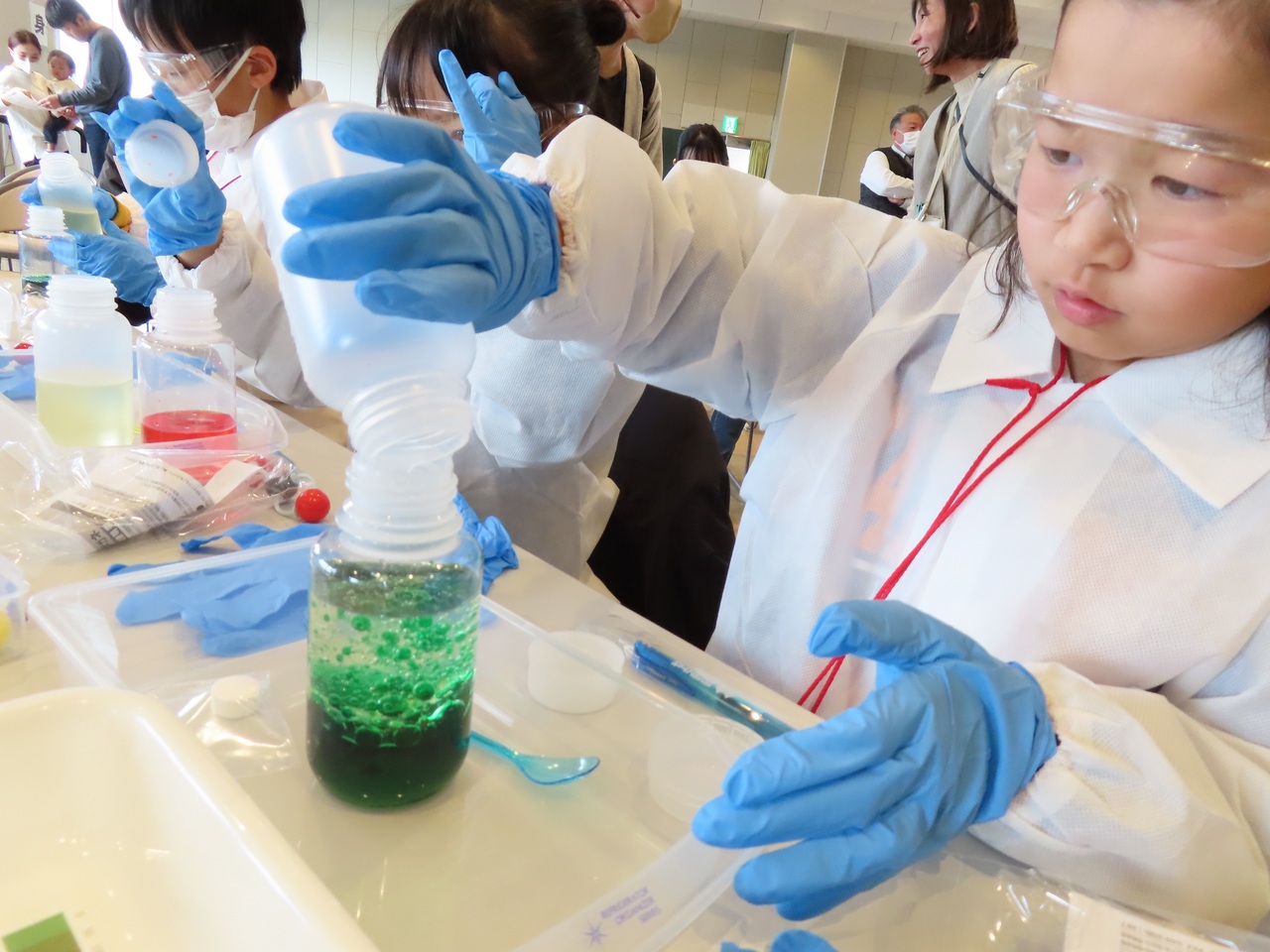 四国化成工業株式会社