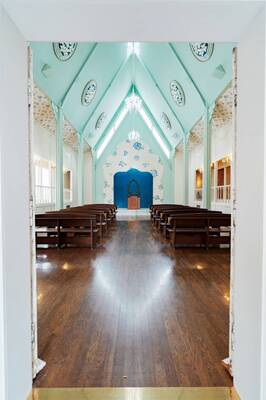  swantail chapel