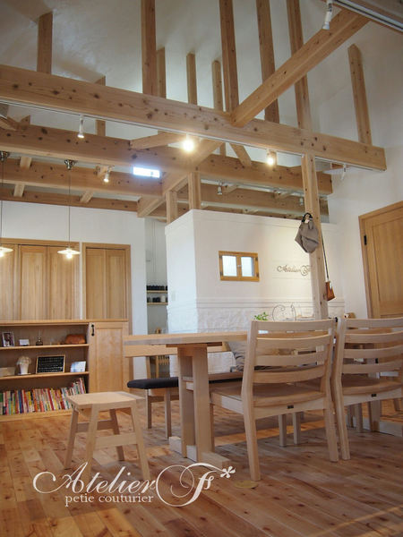 【会員限定レンタルサロン２F】