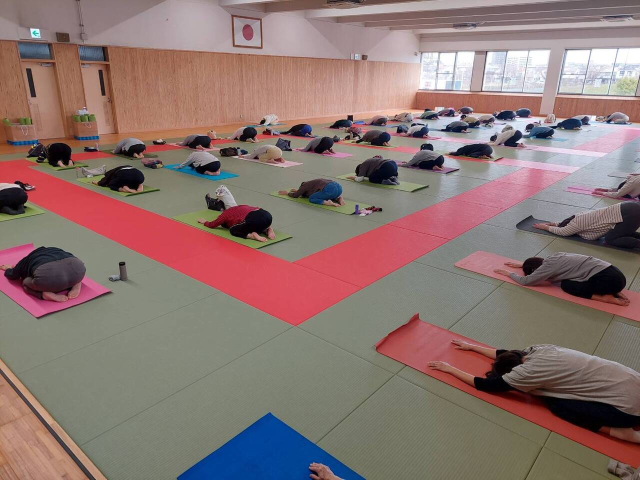 【中央体育館】初級ヨガＡ教室　第一期