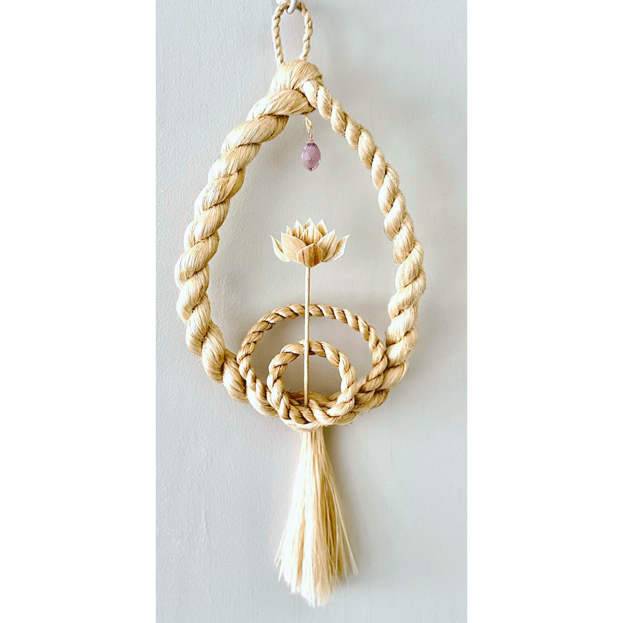 〜凛と清らかに蓮の華しめ飾り〜