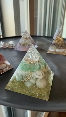 Atelier Rirume（アトリエリルメ）宝石オルゴナイトワークショップ