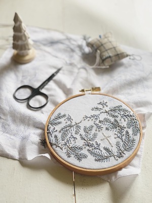 ｛刺繍とお菓子｝ノエルな靴下オーナメントを作る会