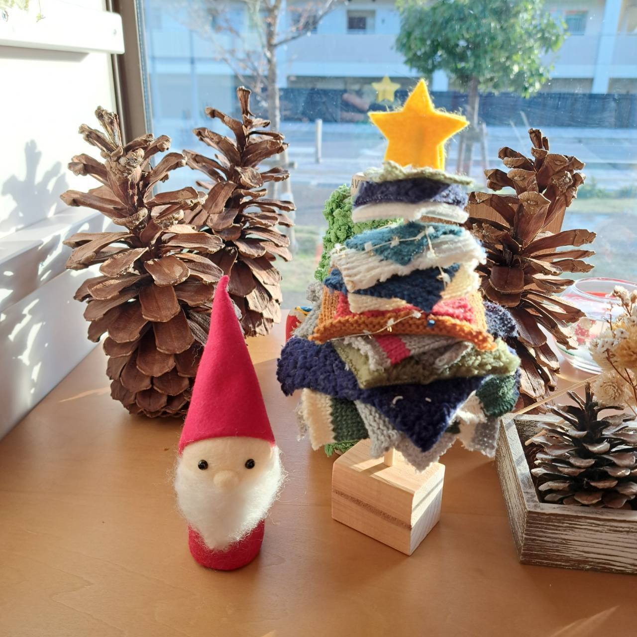 【KeittoOppi】羊毛フェルト初級者コース♪お好きな色と飾りでオリジナルのトントゥ作り