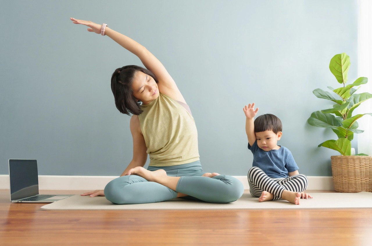 お子様と一緒に美筋ヨガ【井原】