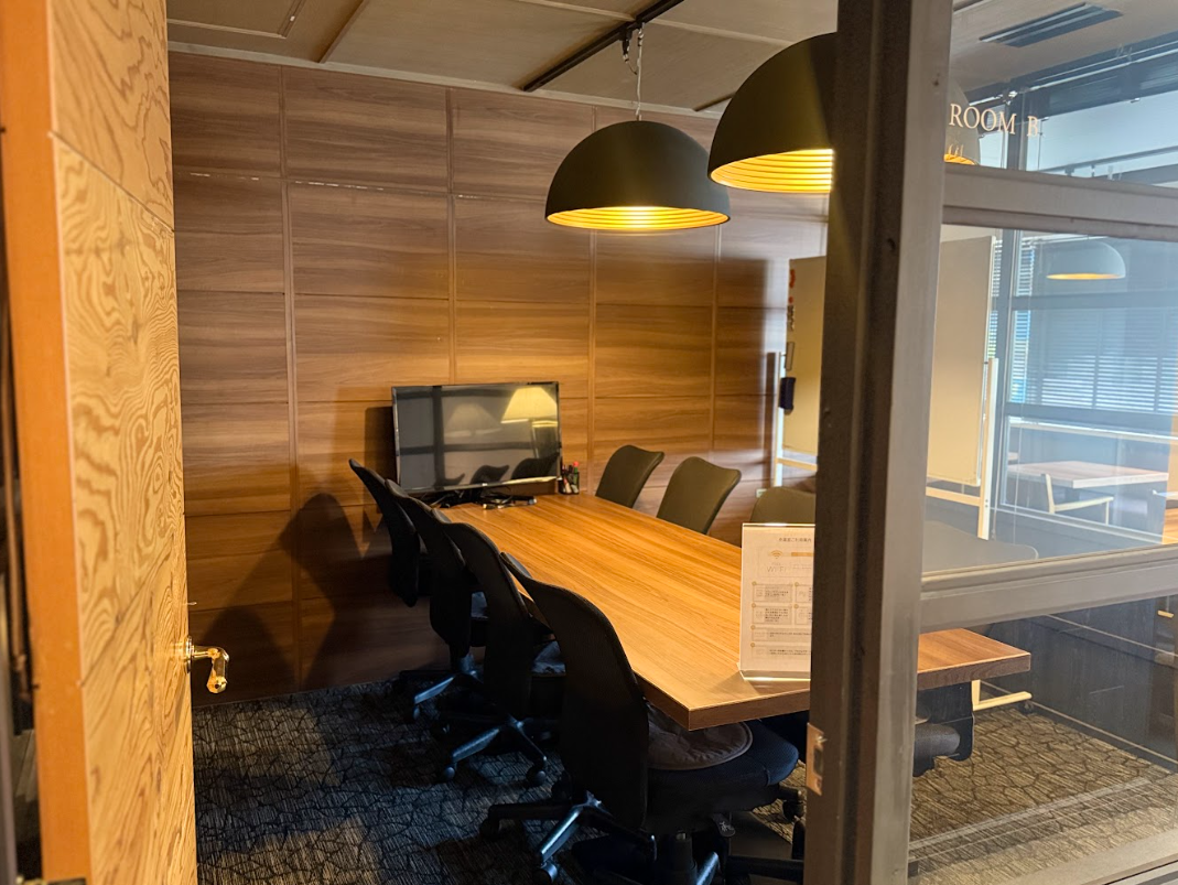 【2025年限定1100円/h】五反田店 / 1~8名会議室(Room.B)