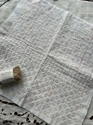  刺し子ふきん　＊＊ たんぽぽの綿毛 ＊＊　NONA Sashiko ワークショップ