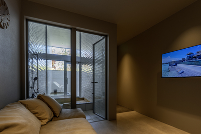 5.ストーンケーブ　月白(geppaku)　天然温泉＆半露天風呂付　3名　60分　3,800円