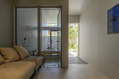 5.ストーンケーブ　月白(geppaku)　天然温泉＆半露天風呂付　3名　60分　3,800円