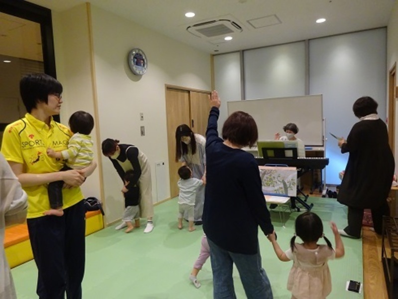 スズキメソード　親子でリズム遊び