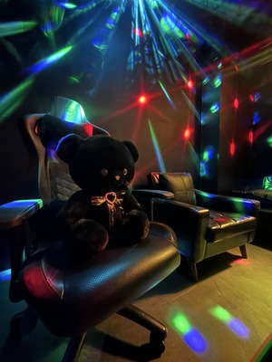 他スタジオご利用時間内限定！カラオケドアーズブラック☆スタジオご予約時間内☆ご利用時間内に無料でご利用になれます。