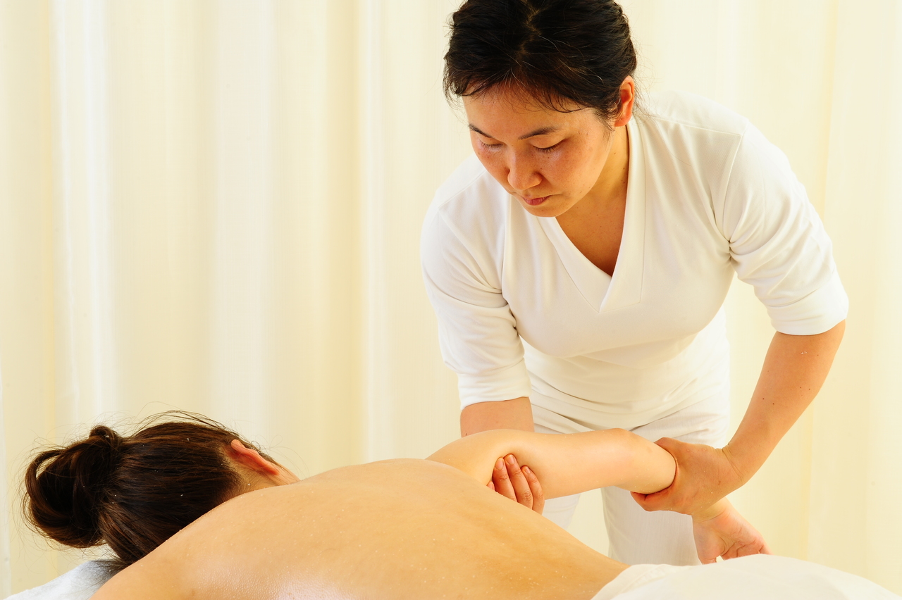 女性限定）天使のセラピー 施術メニュー & 予約  