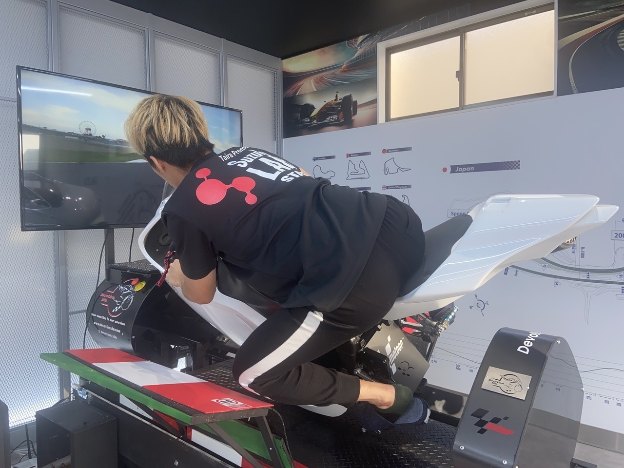 ライディングシミュレーター（ビデオモード）
