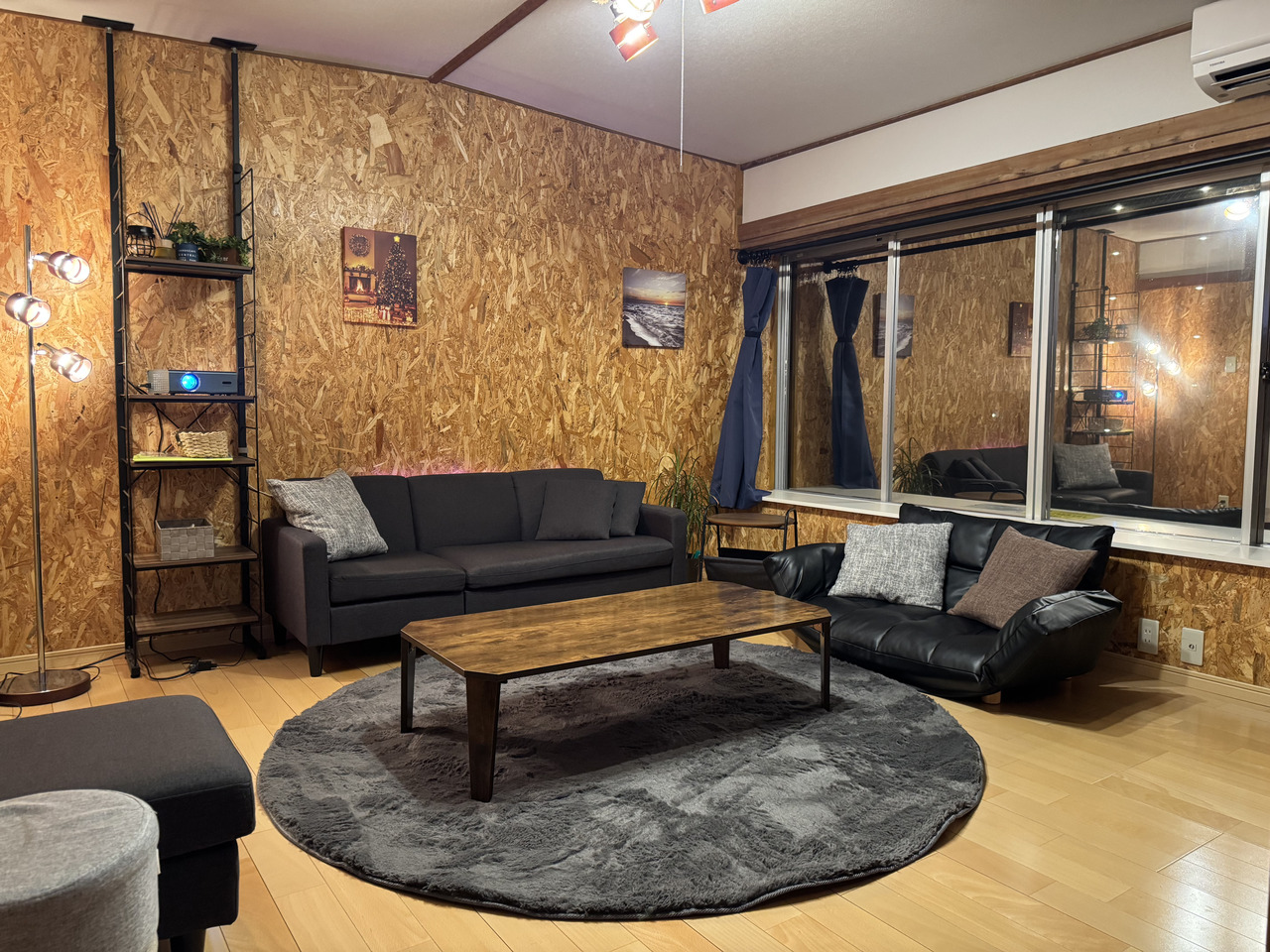 スペースE_駅2分🎬100インチ上映×くつろぎ空間｜女子会・映画・推し活・たこパに✨