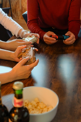 スペースE_駅2分🎬100インチ上映×くつろぎ空間｜女子会・映画・推し活・たこパに✨