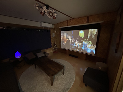 スペースE_駅2分🎬100インチ上映×くつろぎ空間｜女子会・映画・推し活・たこパに✨