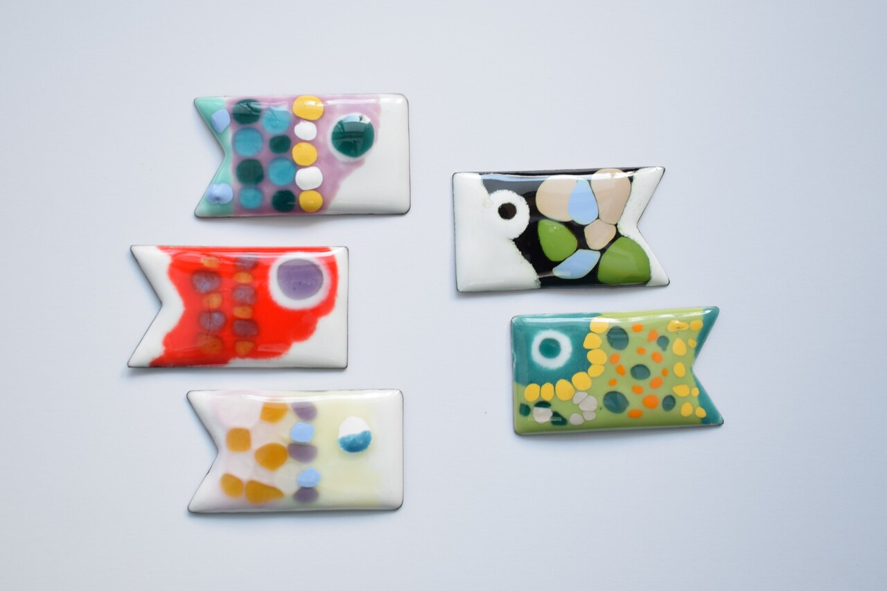 こいのぼりの七宝焼をつくろう｜4/29(水･祝)【対象:小学生以上(小学3年生以下保護者同伴)】