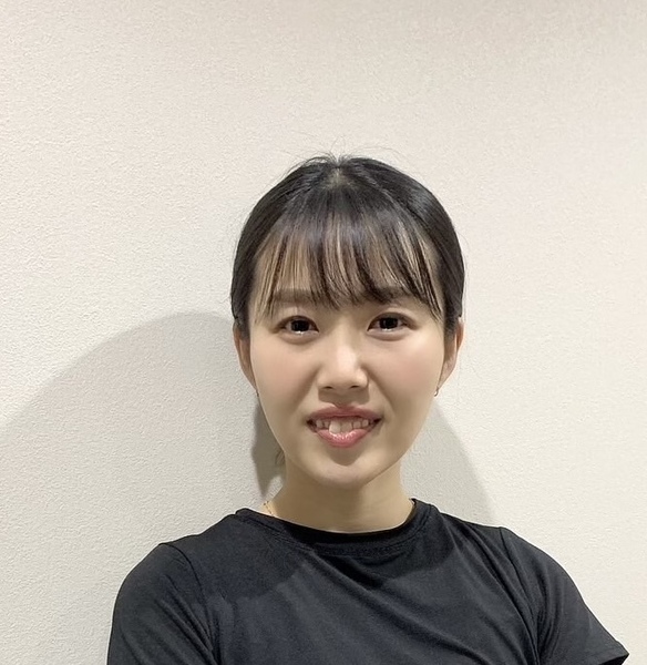 Moe  マシンピラティスセッション