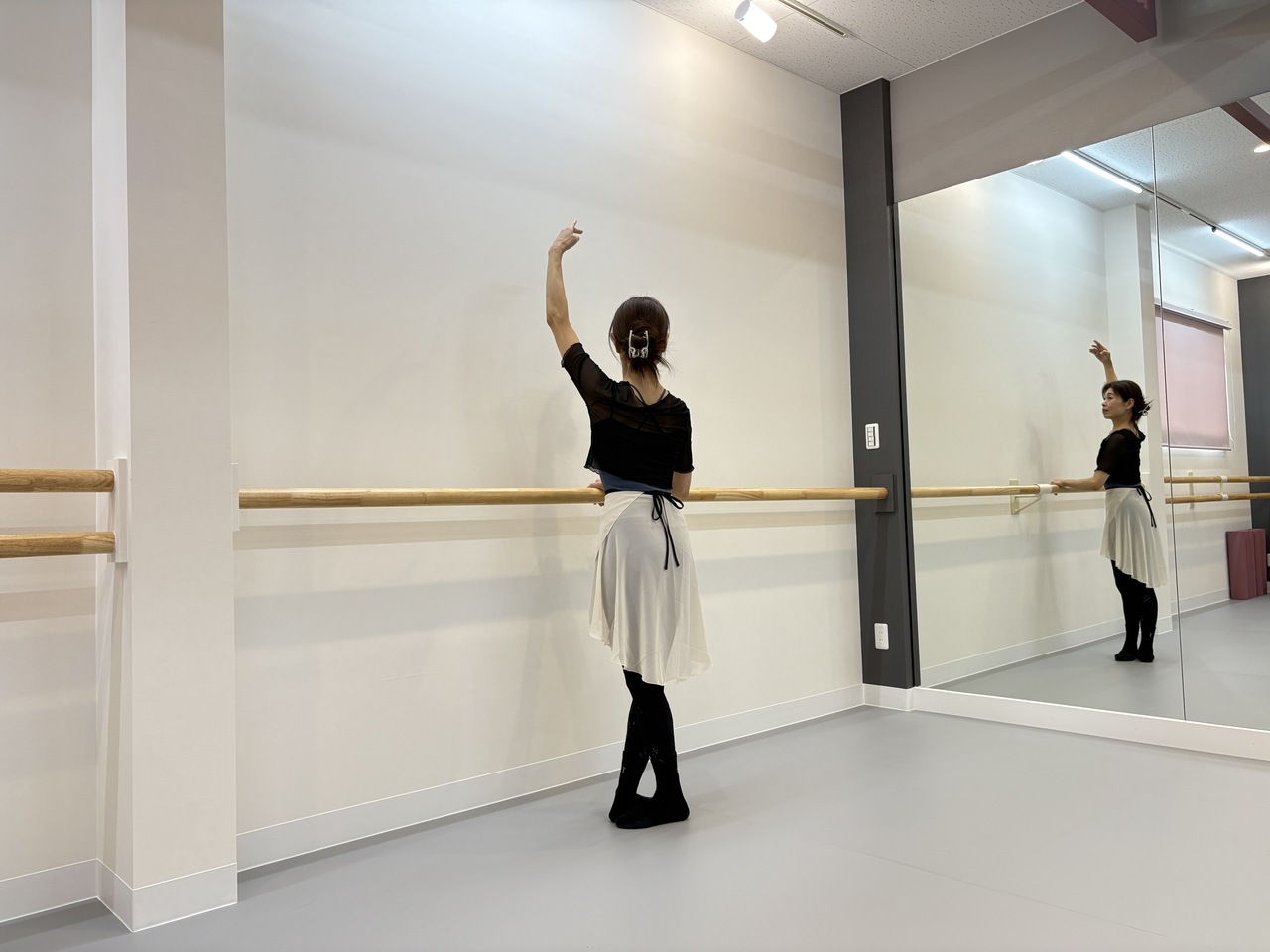 バレエバーレッスン(基礎)