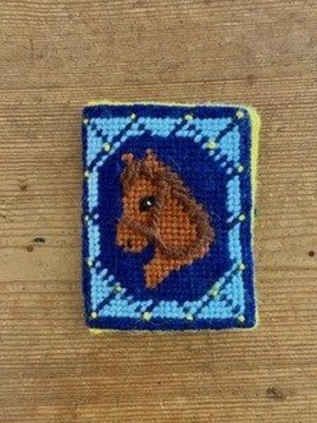 伊吹広子「馬のニードルブック」