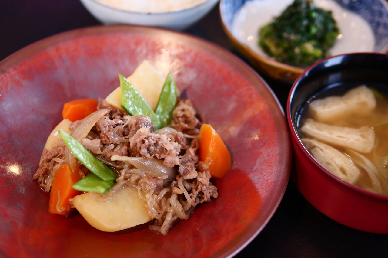 《錢屋塾》料理の基礎を学ぶ『錢屋の台所』～煮物の基本・肉じゃが～